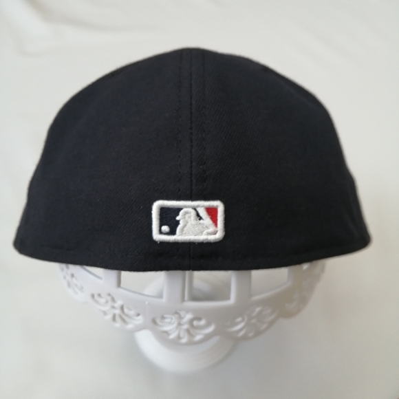 Atlanta Braves Y2K New Era Hat 7 1/4 - Picture 6 of 11